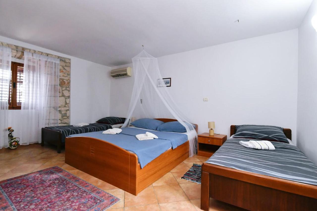 Freya'S Apartments Медулин Екстер'єр фото